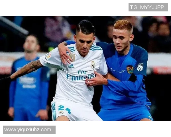 皇马与中国龙之队03年阵容对比分析及球员表现回顾